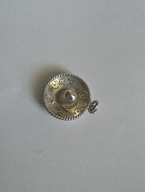925 Silver-Tone Floral Sombrero Hat Pendant
